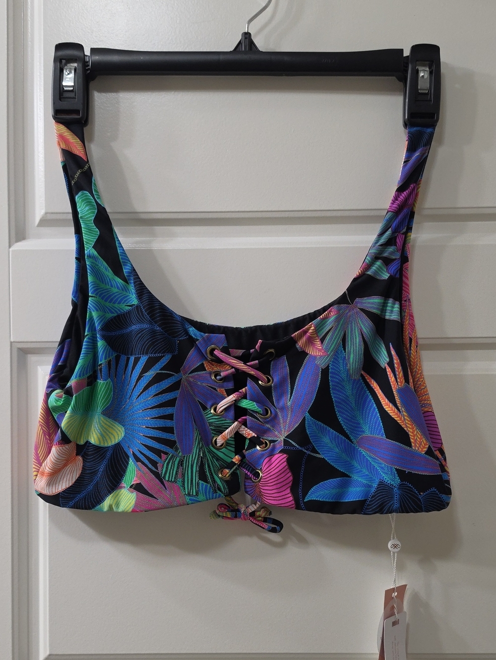 Pilyq Black Tropical Bikini Top with Multicolor Leaf Print - D